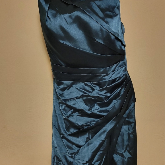 Formal dress/Prom Teal Satin Sz.8 - Picture 4 of 5